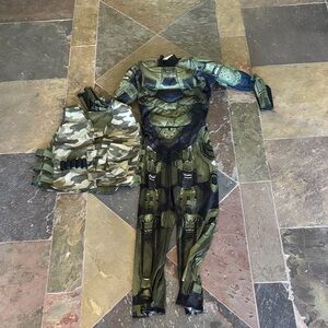 Boys Hall Costume 8-10 Medium Youth Green Camouflage Costume Set